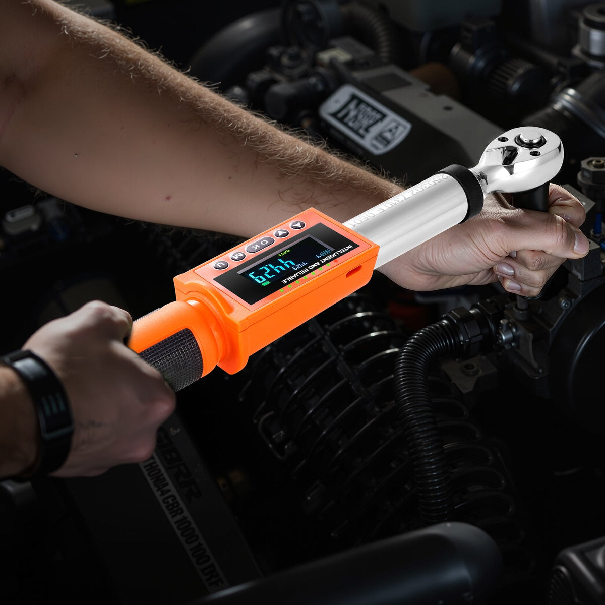 ZESTAW KLUCZY DYNAMOMETRYCZNYCH VEVOR 3 8 CALA 0-135 NM 72 ZĘBY PREMIUM
