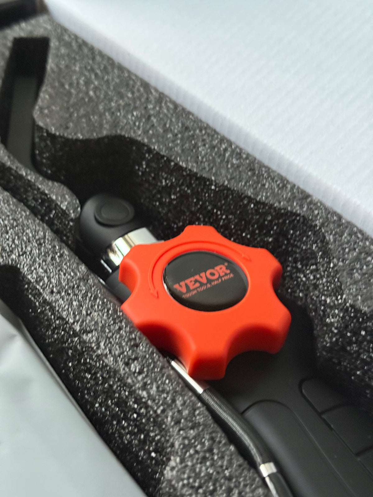 Endoskop VEVOR 180°, kamera 6,4 mm, ekran IPS 5 cali, przewód 1,5 m