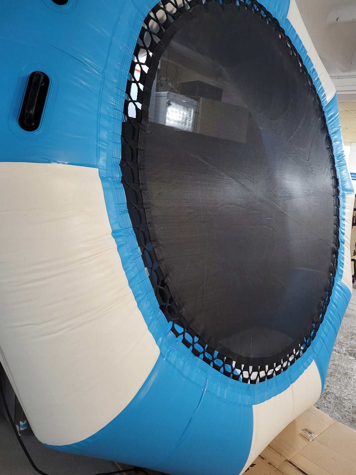 VEVOR NADMUCHIWANA TRAMPOLINA WODNA 10FT Z DRABINKĄ POMPA ELEKTRYCZNA